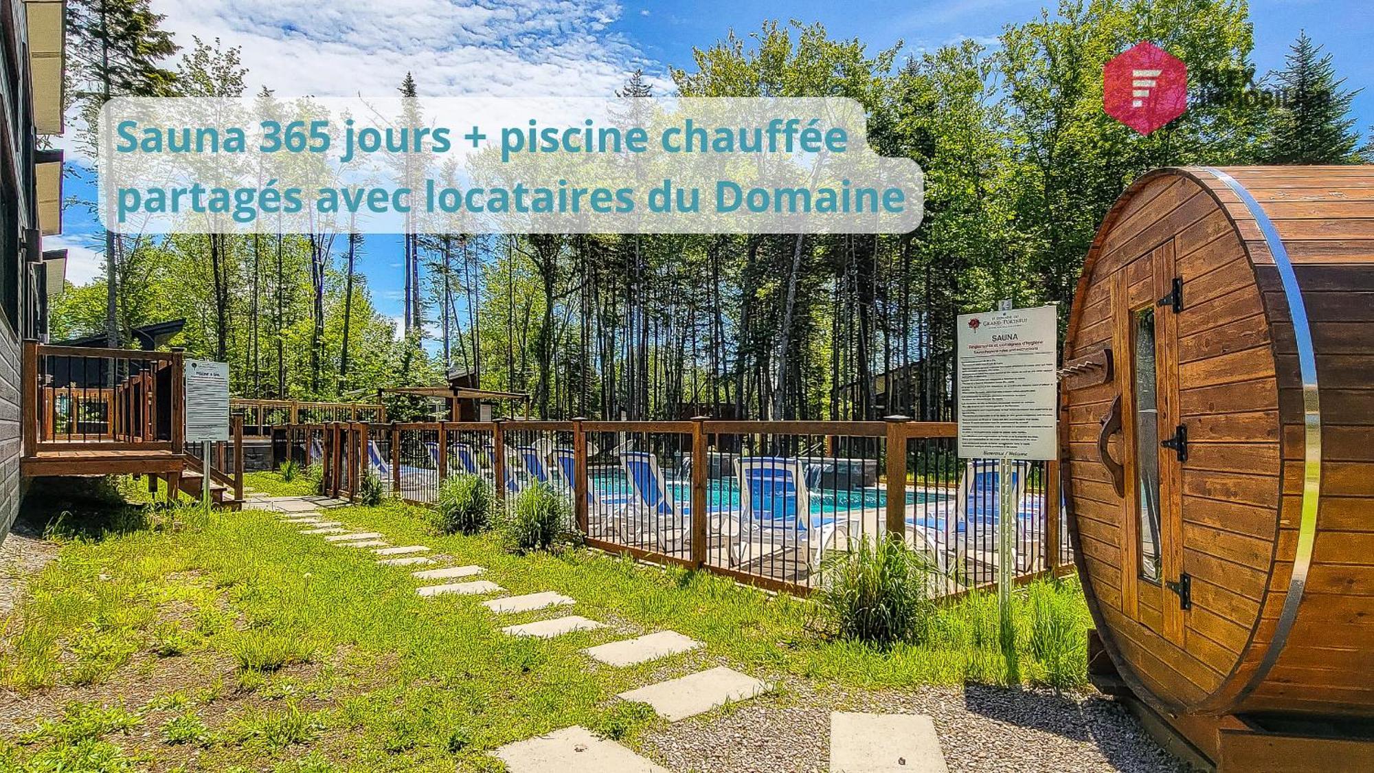 La Fleur Urbaine De Portneuf : 2.5 Bathrooms, Hot Tub, Sauna And Pool Chalet